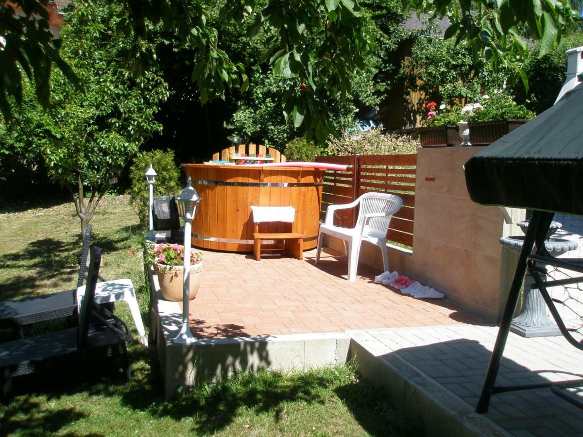 Pension Jana Tatrovice Exterior photo